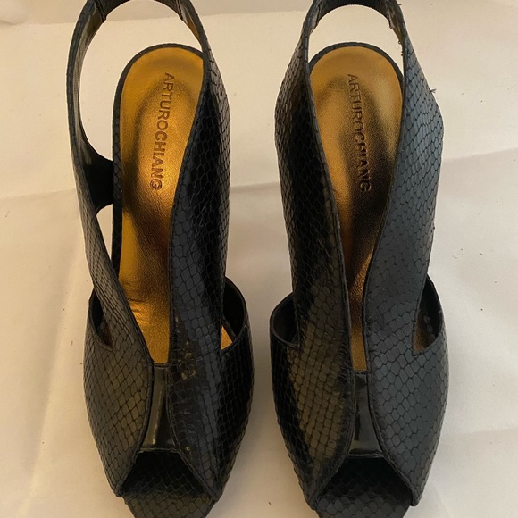 Arturo Chiang Black Leather Dressy Heeled Shoe - Picture 1 of 11